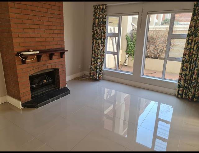 3 BEDROOM TOWNHOUSE FOR SALE IN PARKVIEW